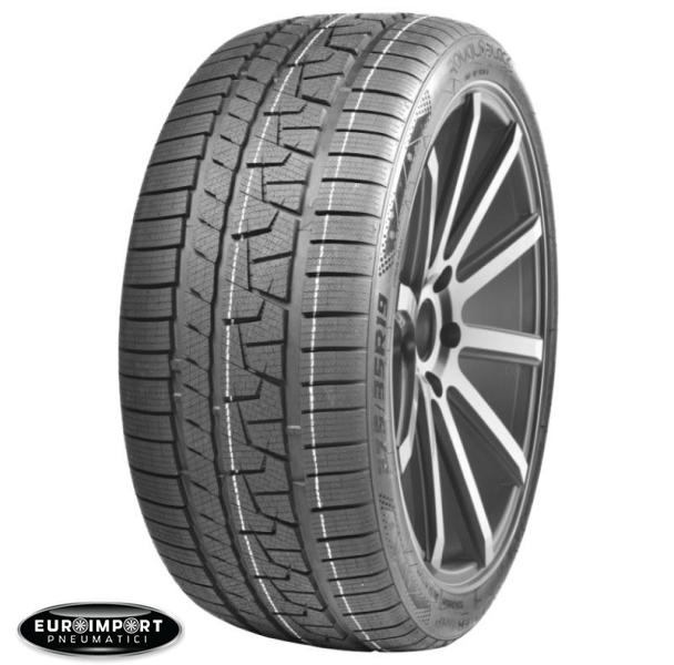 Royal black Winter UHP  245/45 R17 99 V  